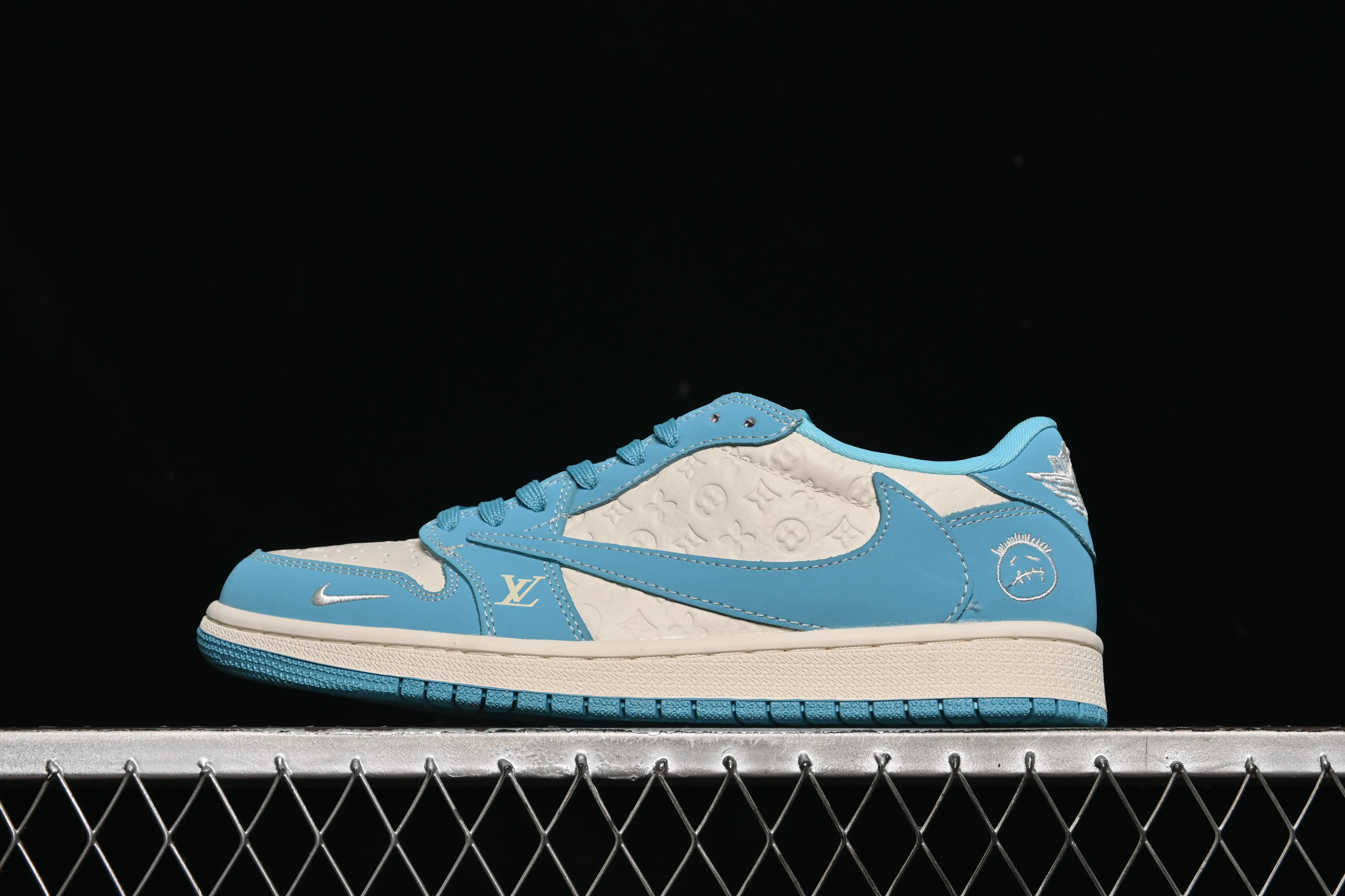All categories Air Jordan Jordan series basketball shoes Air Jordan 1 Low High-end customized low-top sneakers Travis Scott x Fragment Design x Air Jordan 1 Low OG SP AJ1 Joe 1 LV joint light sky blue low-top cultural casual sneakers LD2025-034